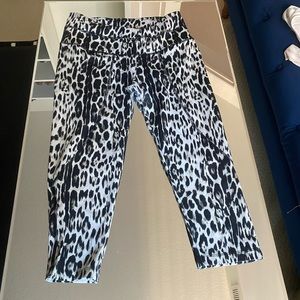 Varley White Leopard Crop Legging